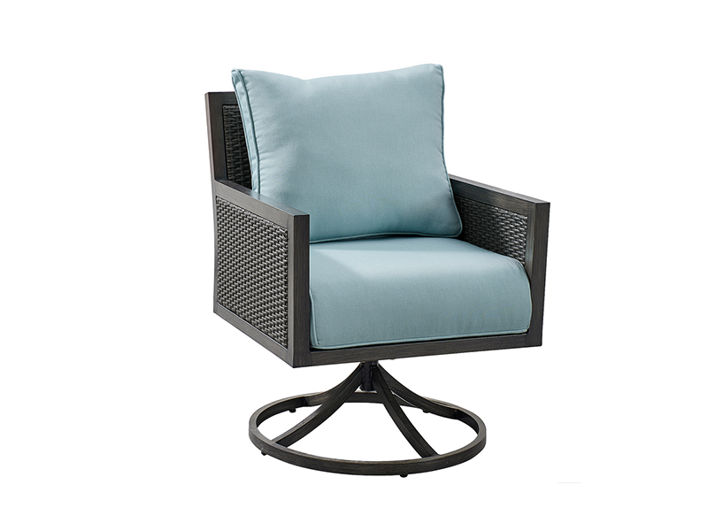 Marine – Grade Swivel Wicker Lounge Chair